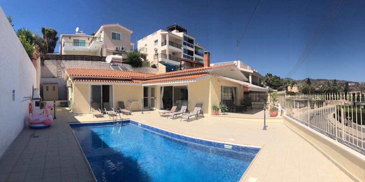 Peyia Palm Villa Paphos Buitenkant foto
